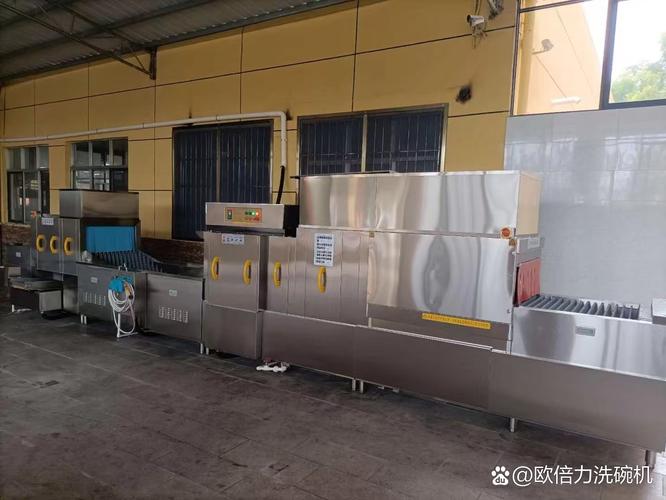 重庆餐饮背后的隐形战场 十万家门店的餐具清洗保卫战